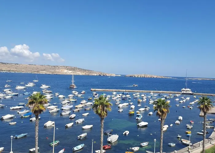 Quaint Townhouse * St. Paul's Bay