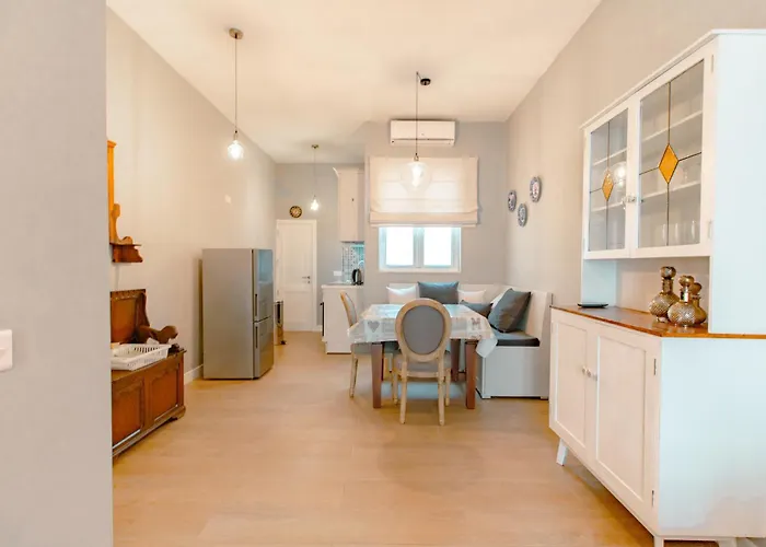 Dom wakacyjny Quaint Townhouse St Paul's Bay